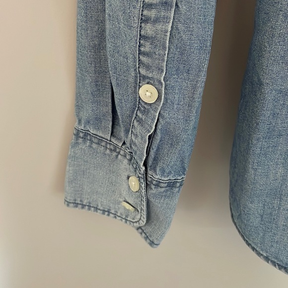 JCREW FACTORY Chambray shirt - Picture 6 of 13